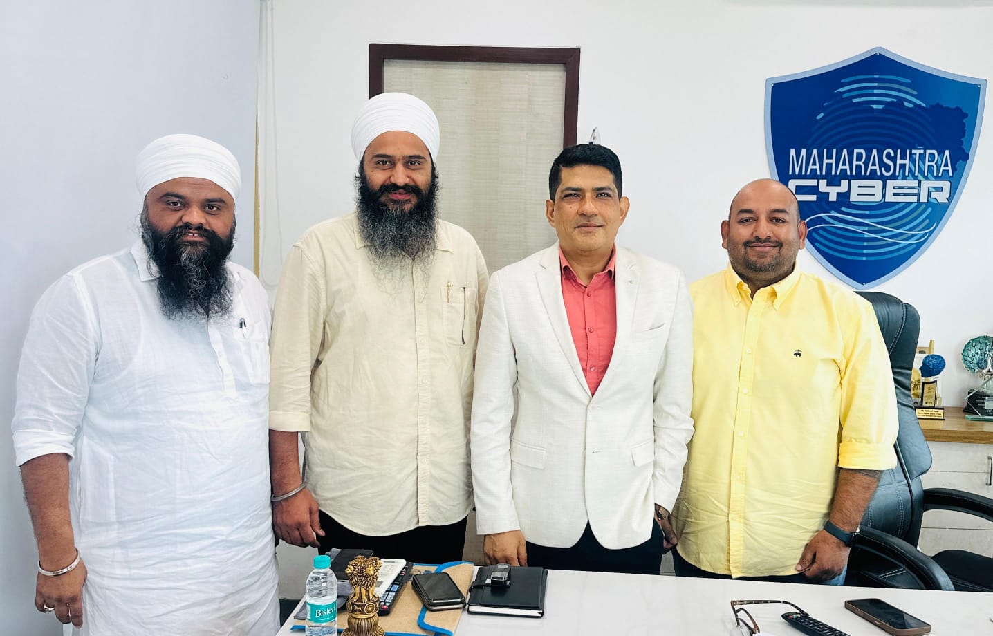 ਮੁੰਬਈ ਪੁਲਿਸ ਵੱਲੋਂ ਸ੍ਰੀ ਹਰਿਮੰਦਰ ਸਾਹਿਬ ਦੇ ਏ ਆਈ ਦੁਆਰਾ ਅਪਮਾਨ ’ਤੇ ਐਫ ਆਈ ਆਰ ਦਰਜ