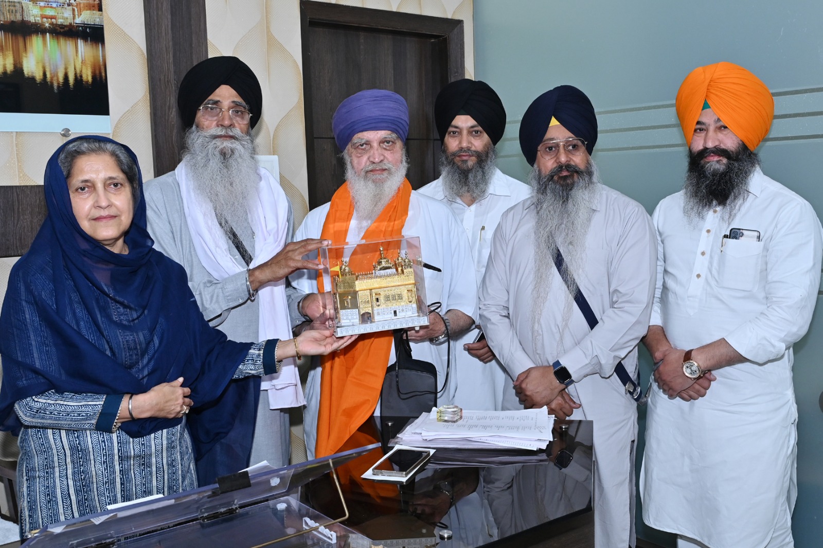 ਜਲੰਧਰ ਨਿਵਾਸੀ ਸ. ਇੰਦਰਜੀਤ ਸਿੰਘ ਗੋਲਾਟੀ ਨੇ ਸ੍ਰੀ ਦਰਬਾਰ ਸਾਹਿਬ ਵਿਖੇ ਸੇਵਾ ਲਈ ਦਿੱਤੇ 25 ਲੱਖ ਰੁਪਏ