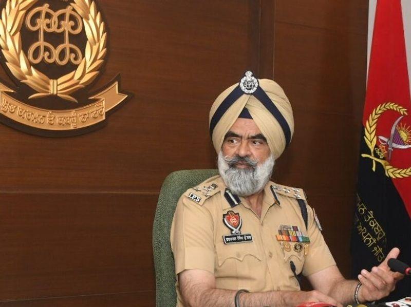 🔴 ਸੁਪਰੀਮ ਕੋਰਟ ਵਿੱਚ ਮੁਅੱਤਲ DIG ਹਰਚਰਨ ਸਿੰਘ ਭੁੱਲਰ ਦੀ ਜ਼ਮਾਨਤ ’ਤੇ ਸੁਣਵਾਈ 4 ਹਫ਼ਤੇ ਟਲੀ