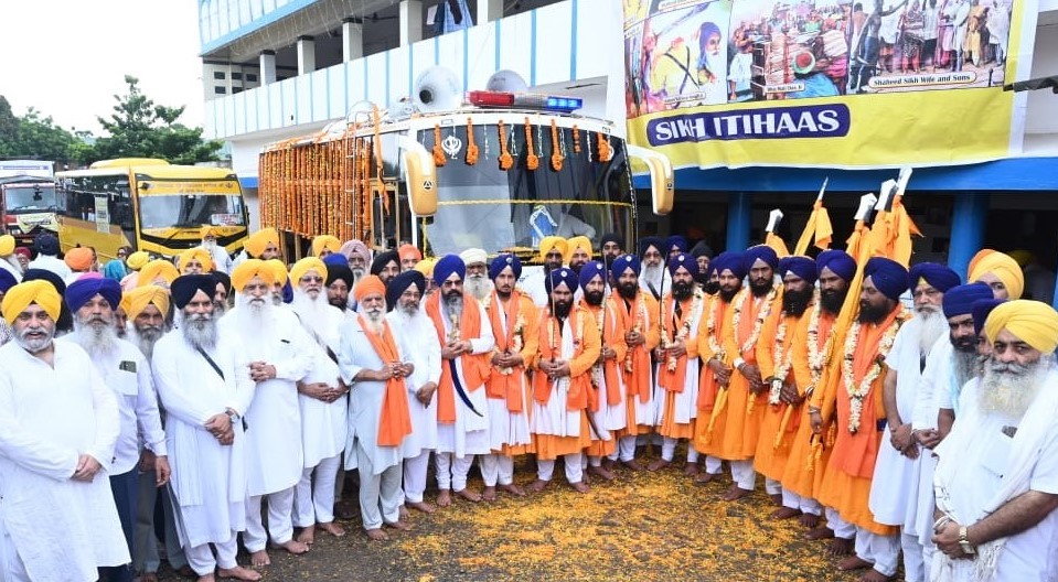 ਸ਼ਹੀਦੀ ਸ਼ਤਾਬਦੀ ਨੂੰ ਸਮਰਪਿਤ ਅਸਾਮ ਤੋਂ ਆਰੰਭ ਹੋਇਆ ਨਗਰ ਕੀਰਤਨ ਮਾਲਦਾ ਤੋਂ ਅਗਲੇ ਪੜਾਅ ਕਲਕੱਤਾ ਲਈ ਰਵਾਨਾ