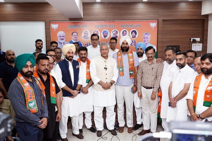 ਭਾਜਪਾ ਨੇ ਪੰਜਾਬ ਵਿੱਚ ਸੰਗਠਨ ਨੂੰ ਦਿੱਤੀ ਨਵੀਂ ਦਿਸ਼ਾ, ਛੇ ਜ਼ਿਲ੍ਹਾ ਪ੍ਰਧਾਨਾਂ ਦੀ ਨਿਯੁਕਤੀ