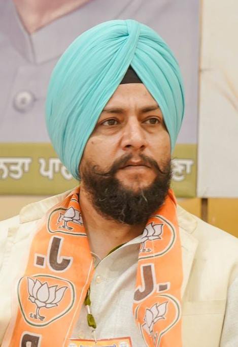 # 1208 ਮੁਲਾਜ਼ਮਾਂ ਵਿੱਚੋਂ 90 ਫ਼ੀਸਦੀ ਡਮੀ ਹੋਣ ਦਾ ਸ਼ੱਕ, ਮੇਅਰ ਮੈਡਮ ਪੂਰੀ ਸੂਚੀ ਜਨਤਕ ਕਰਨ — ਗੁਰਦੀਪ ਸਿੰਘ ਗੋਸ਼ਾ